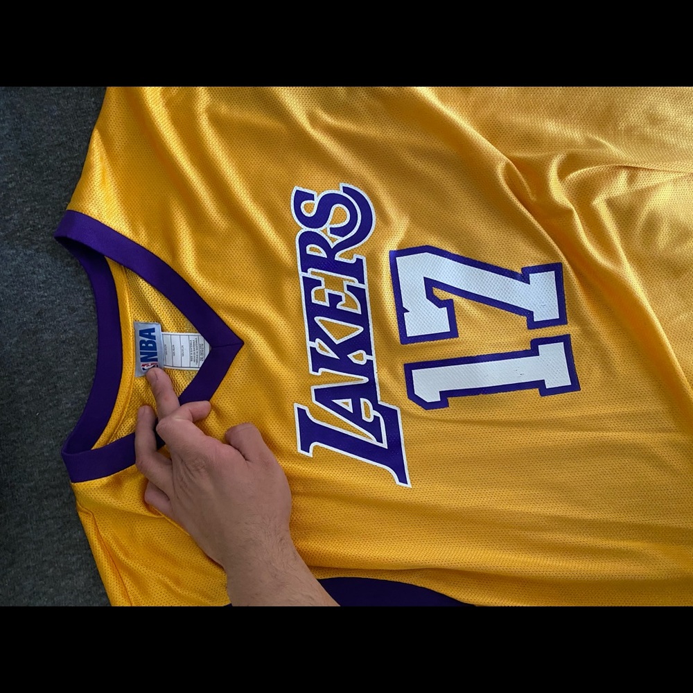 LA LAKERS jersey